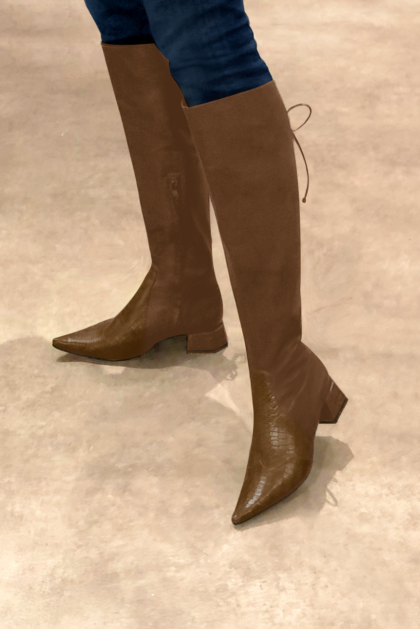 Caramel brown women's knee-high boots, with laces at the back. Pointed toe. Low flare heels. Made to measure. Worn view - Florence KOOIJMAN